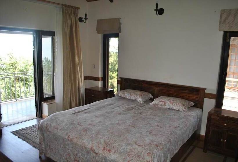 ホテル The Himalayan Lodge