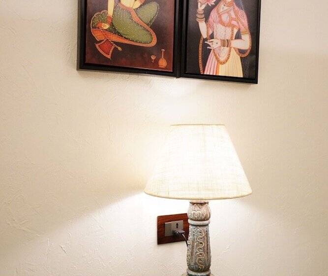 ホテル The Kinara Village