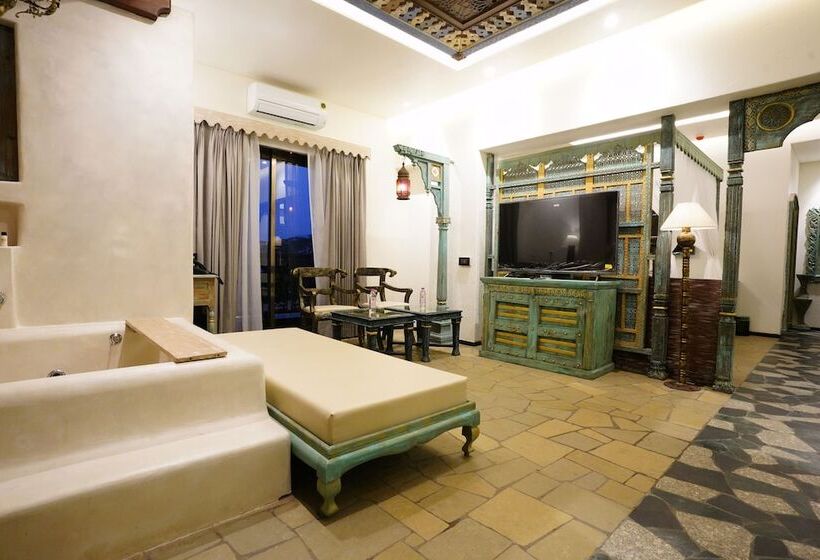 ホテル The Kinara Village