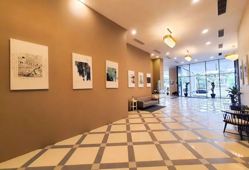 Hotelli Ramada Suites By Wyndham The Straits Johor Bahru