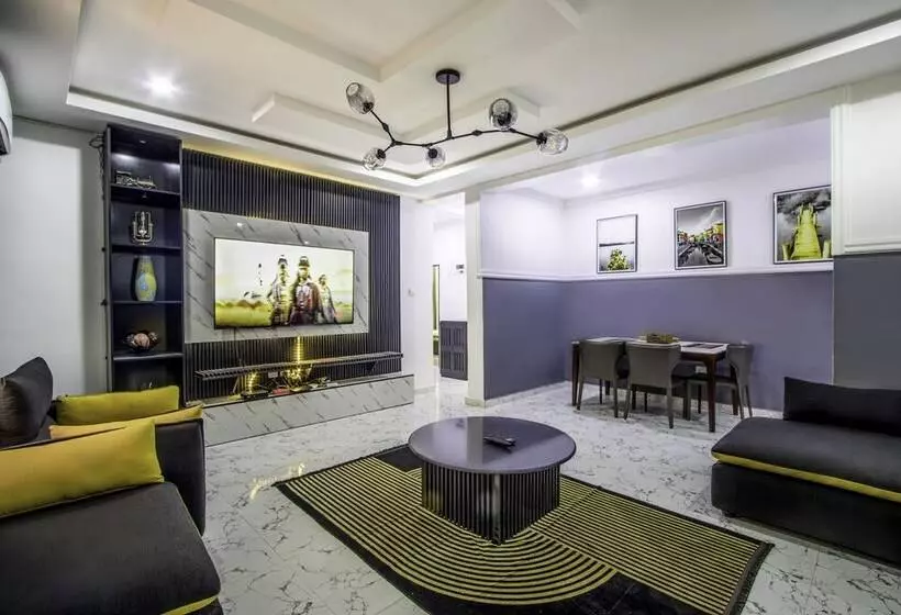 هتل Utobert Apartments Abuja