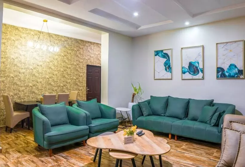 هتل Utobert Apartments Abuja