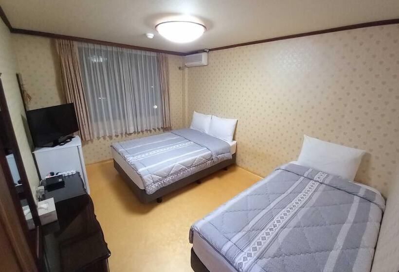 Motel Yangyang Seorak Hot Spring