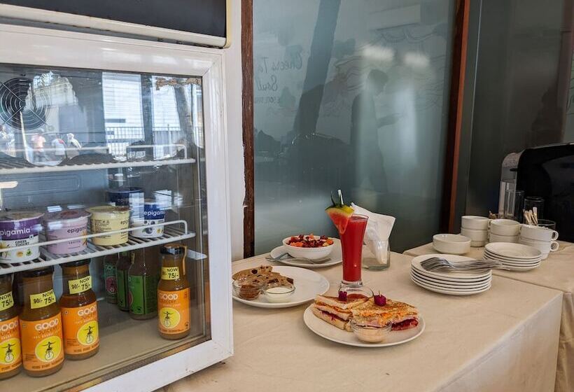 ホテル De Soul Sante Morjim Goa