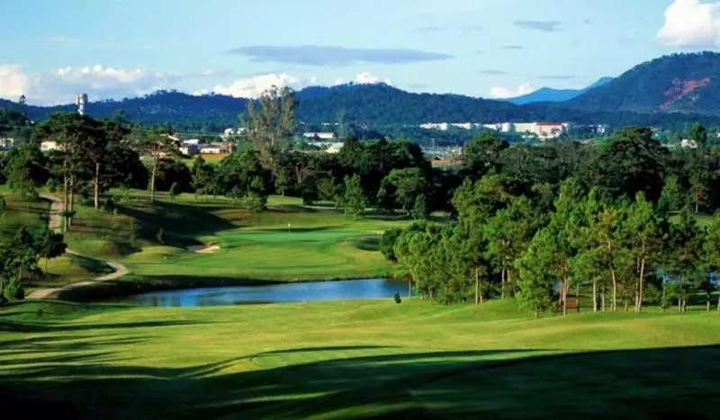 هتل Khách Sạn Quang Vinh