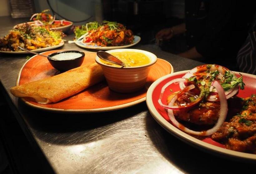 Hotel Red Cherry Sec 45, Gurgaon