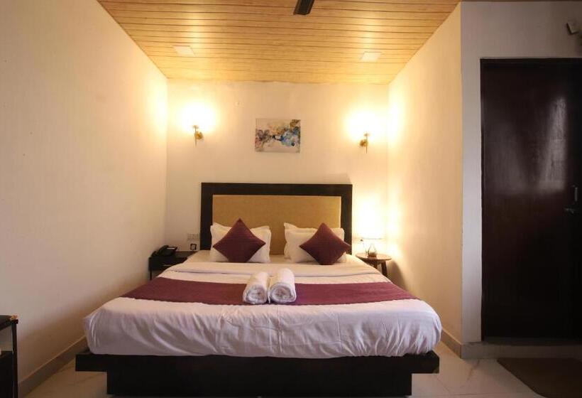 Отель Perfectstayz Mussoorie Hills