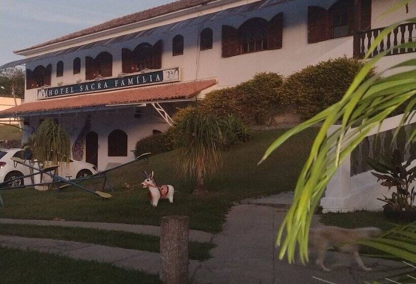 فندق Sacra Familia