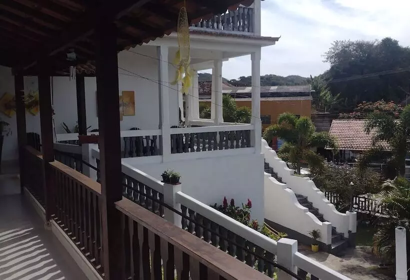 Hotelli Sacra Familia