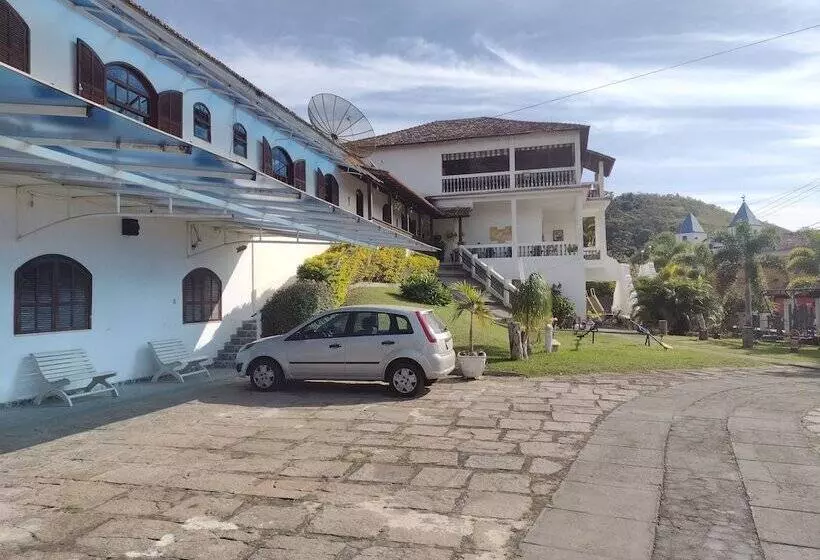 Hotelli Sacra Familia