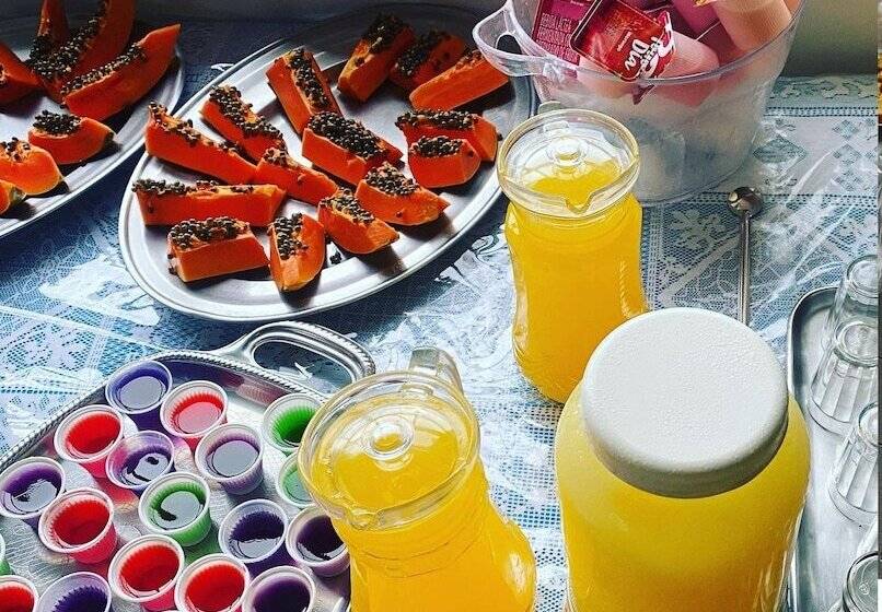 فندق Sacra Familia