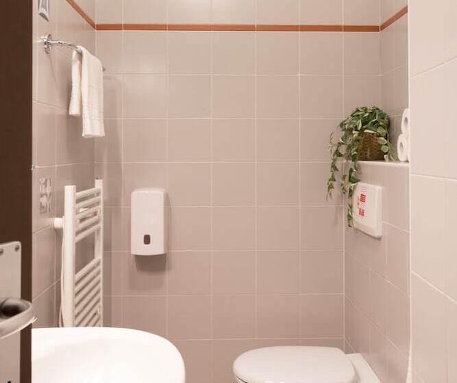 Hotel The Convo Lake Como