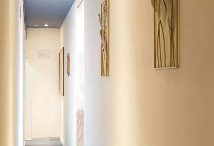 هتل The Convo Lake Como