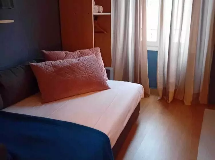 هتل The Convo Lake Como