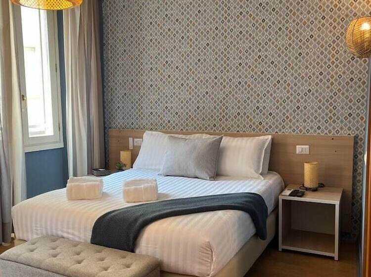 Hotel The Convo Lake Como