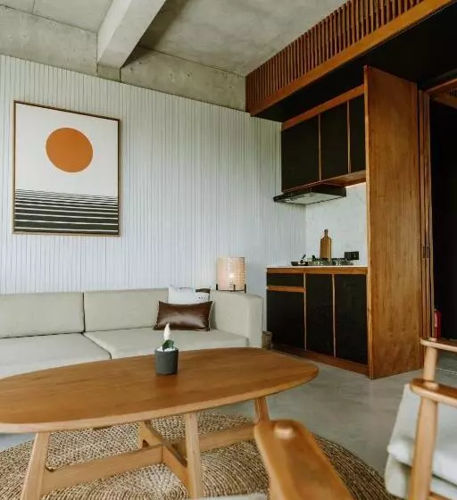 ホテル The Komu Canggu Bali