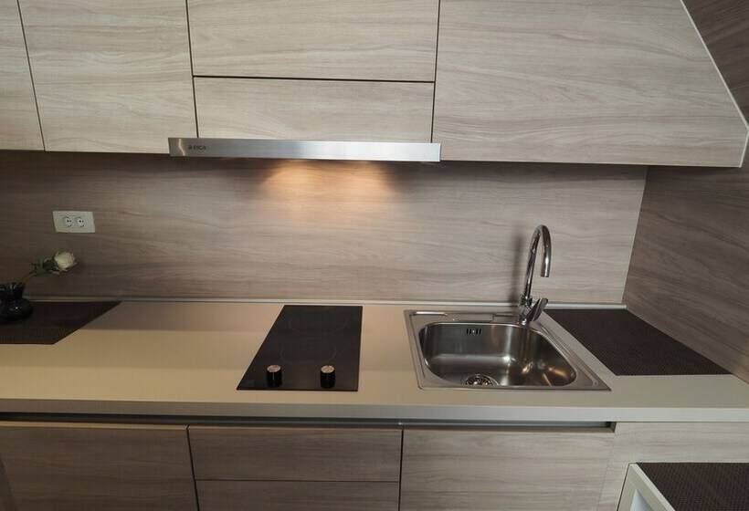 酒店 Tree House Close To The National Park Plitvice Lakes