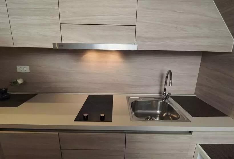 Hotelli Tree House Close To The National Park Plitvice Lakes