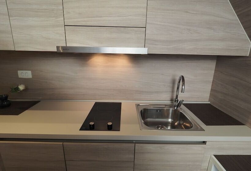 酒店 Tree House Close To The National Park Plitvice Lakes