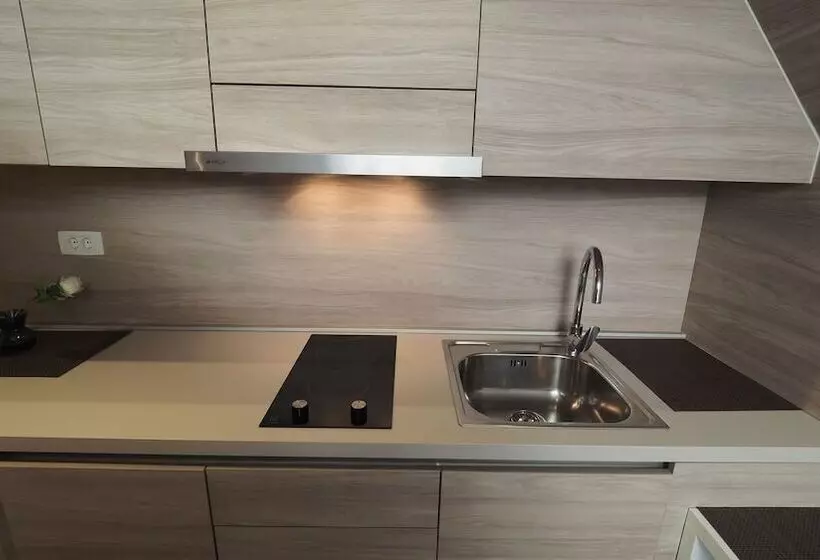 Hotelli Tree House Close To The National Park Plitvice Lakes