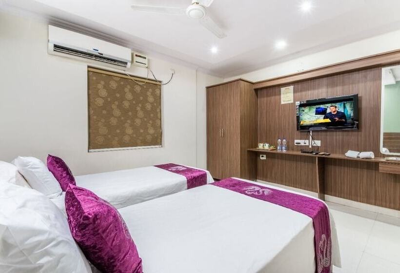 Iroomz Hotel Fusion Inn