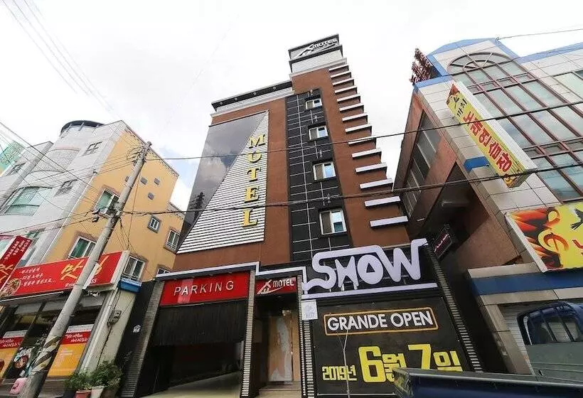 モーテル Andong Show