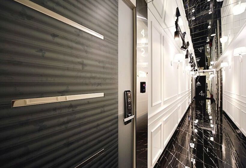 مُتل Andong Show