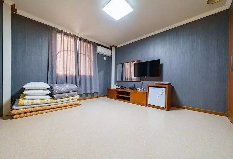 モーテル Donghae Hotel Mi