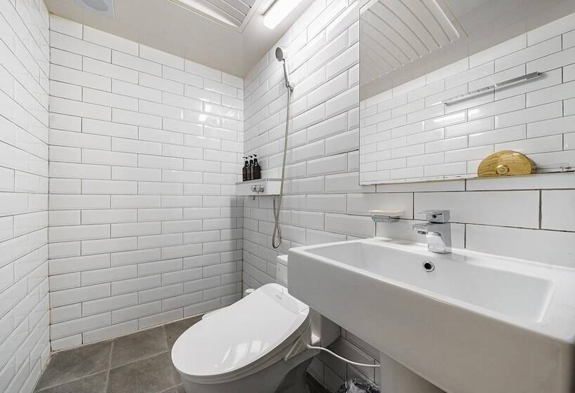 汽车旅馆  Incheon  Bed Station