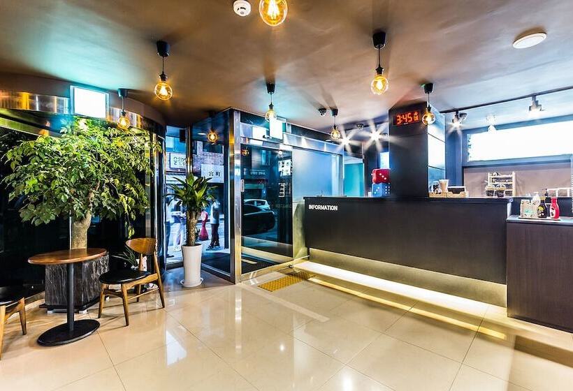 모텔 Incheon Seven