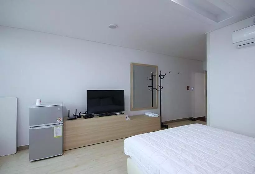مُتل View Hotel Geoje