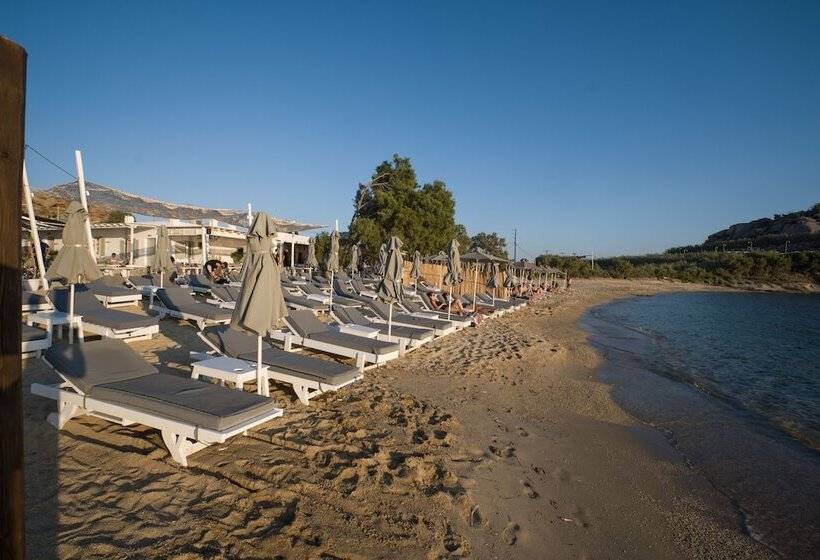 پانسیون Agia Anna Beachfront Boutique