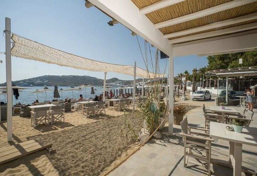 پانسیون Agia Anna Beachfront Boutique