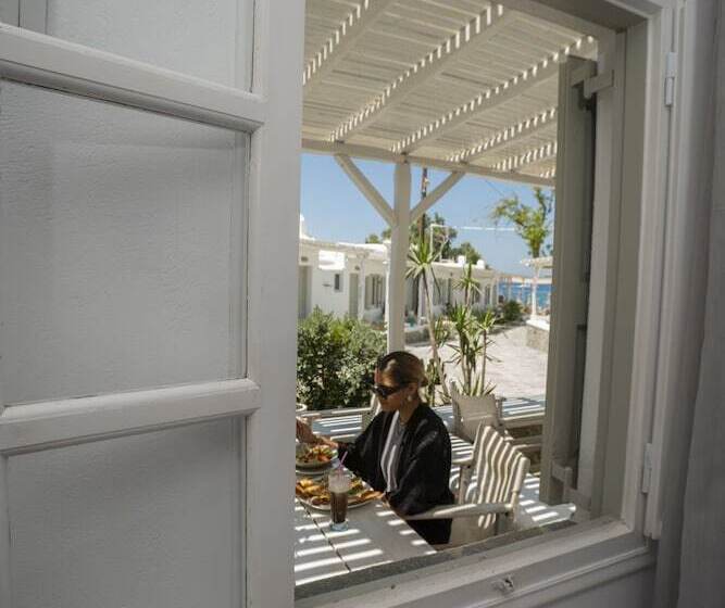 پانسیون Agia Anna Beachfront Boutique