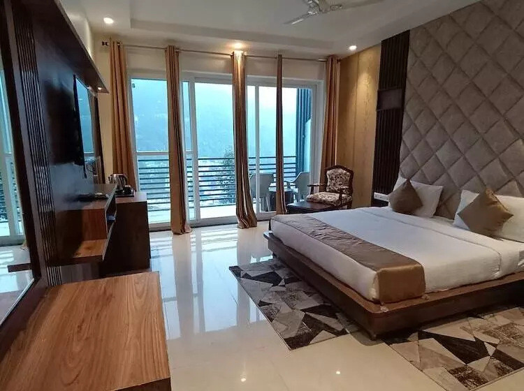 Rr Hotel & Resort