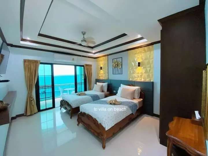 Tc Villa On Beach