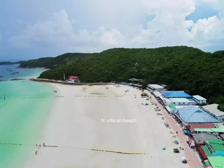 Tc Villa On Beach