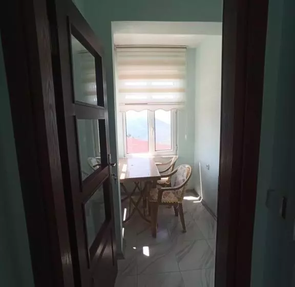 Yeşi̇lalan Otel