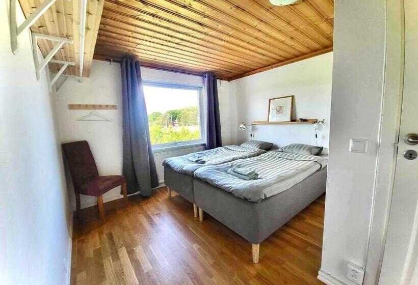 הוסטל Comfortable Guest Rooms With Fully Equipped Kitchen And Cosy Living Room