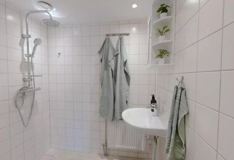 Retkeilymaja Comfortable Guest Rooms With Fully Equipped Kitchen And Cosy Living Room