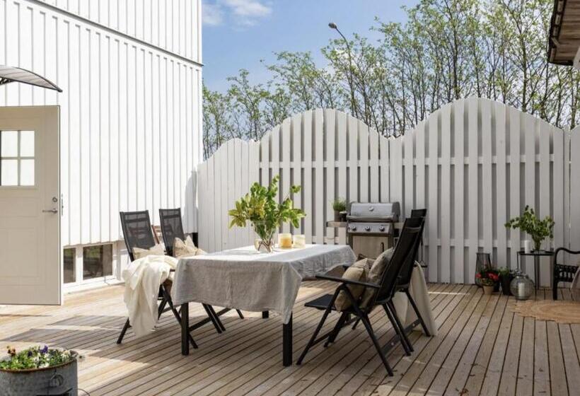 הוסטל Comfortable Guest Rooms With Fully Equipped Kitchen And Cosy Living Room