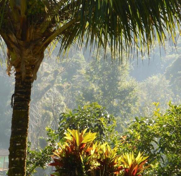 ユースホステル Pousada Canto Verde