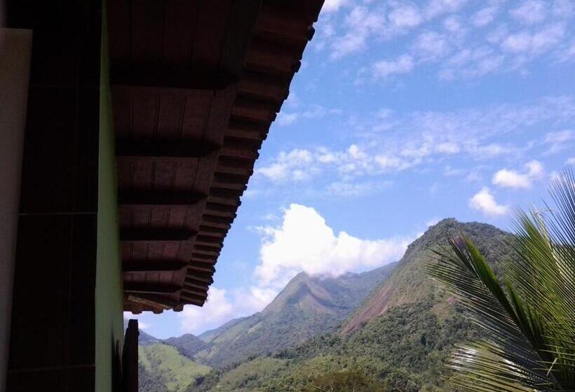 ユースホステル Pousada Canto Verde