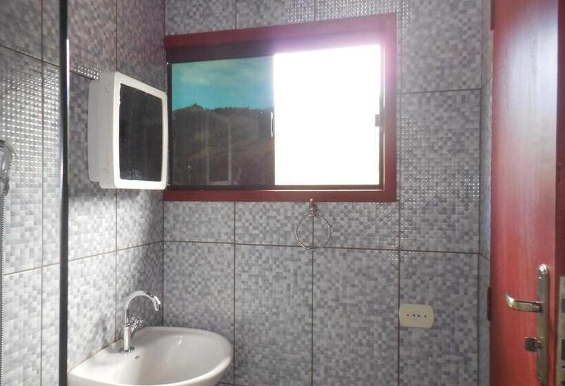 ユースホステル Pousada Canto Verde