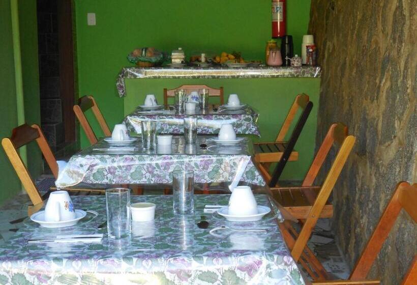 ユースホステル Pousada Canto Verde