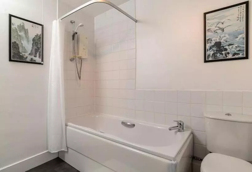 Retkeilymaja The Green Inn Rooms