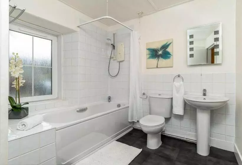 Retkeilymaja The Green Inn Rooms