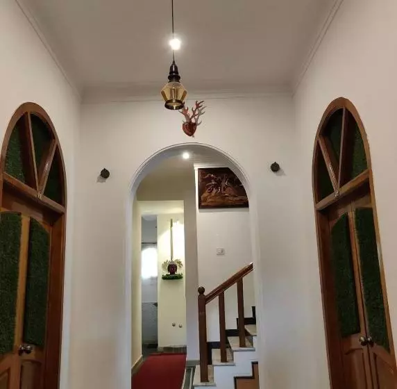 Anurag Inn B&b