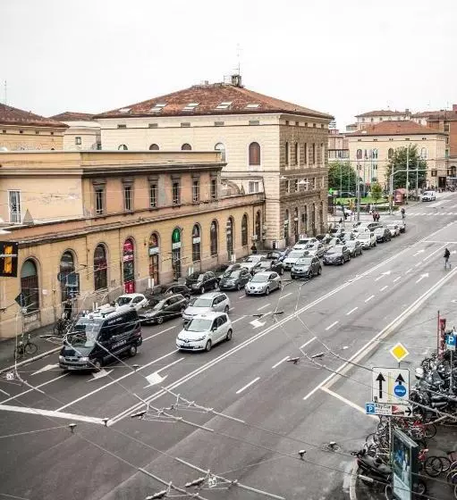 تختخواب و صبحانه Amendola Central Station