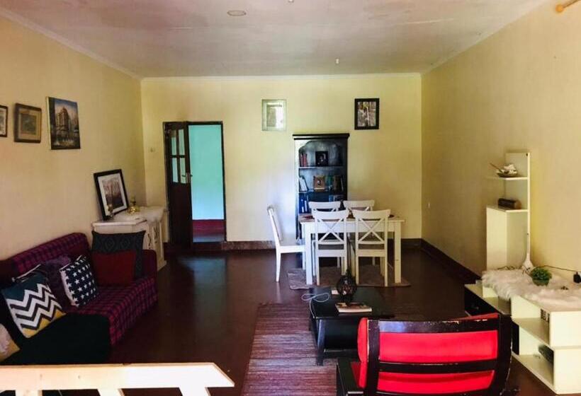 Bed and Breakfast Mkally Homes